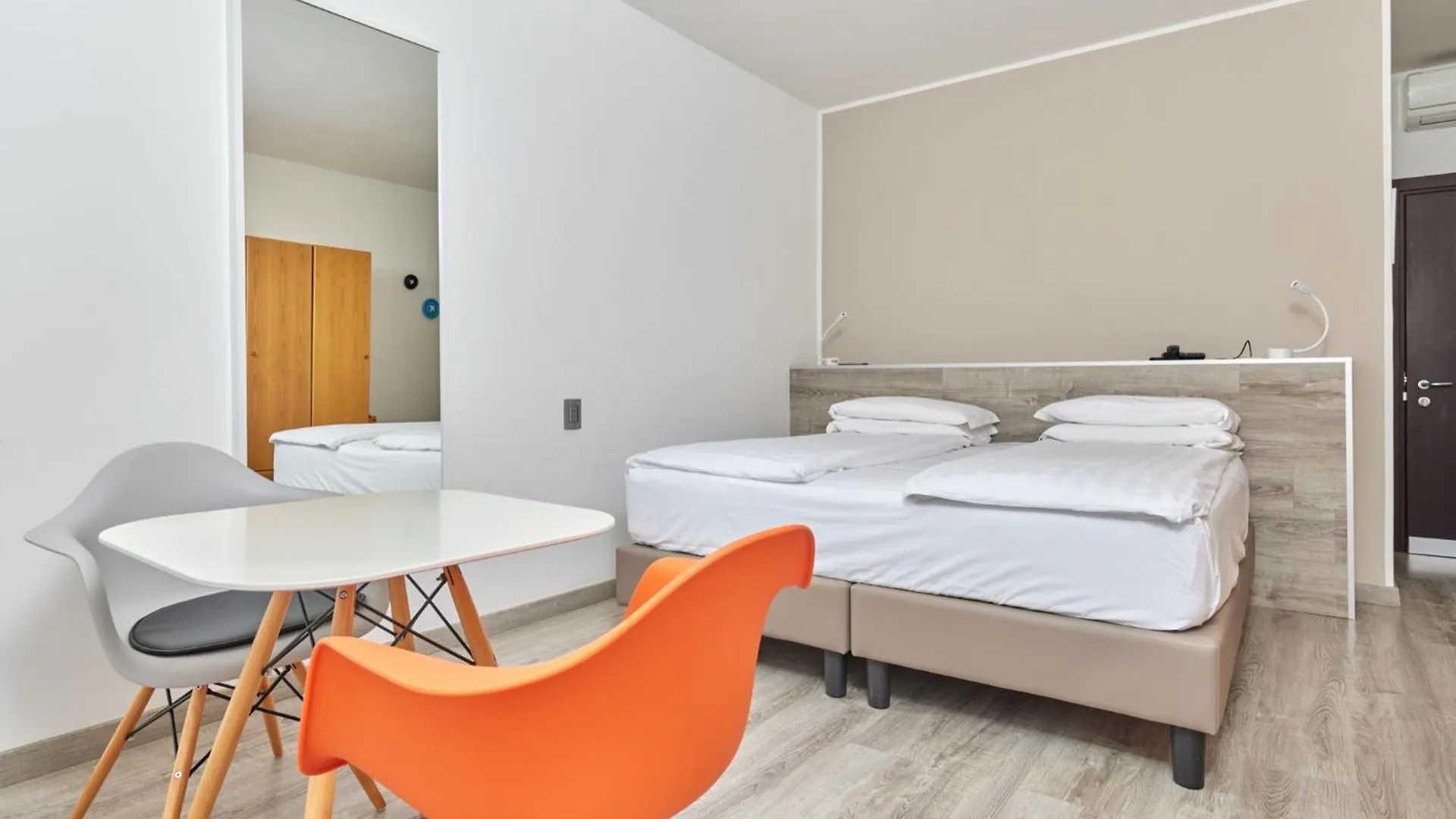 ** Aparthotel Hotel Vacanze 2000 - Adults Only Malcesine Italy